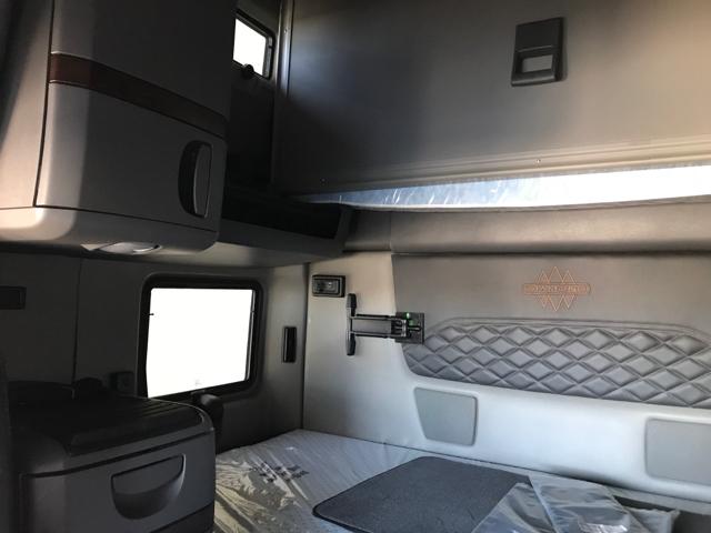 2025 International LT625 6X4