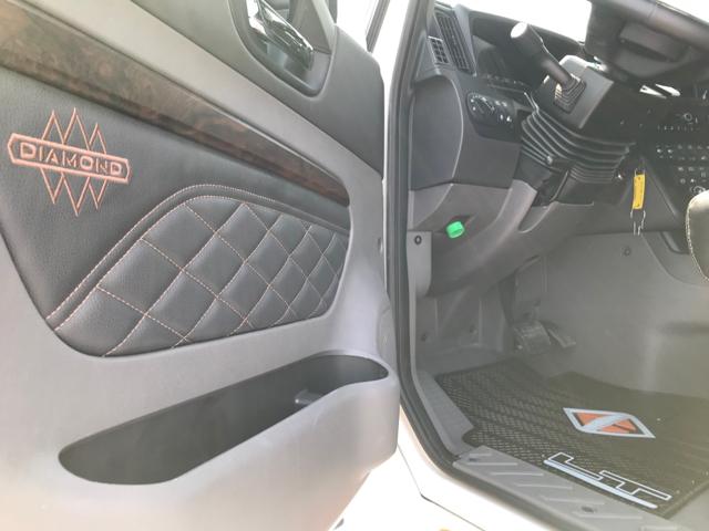 2025 International LT625 6X4