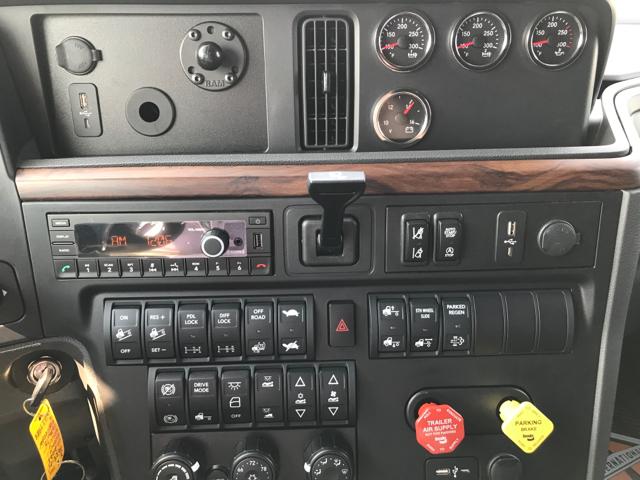 2025 International LT625 6X4