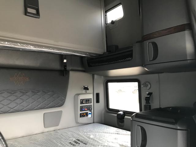 2025 International LT625 6X4