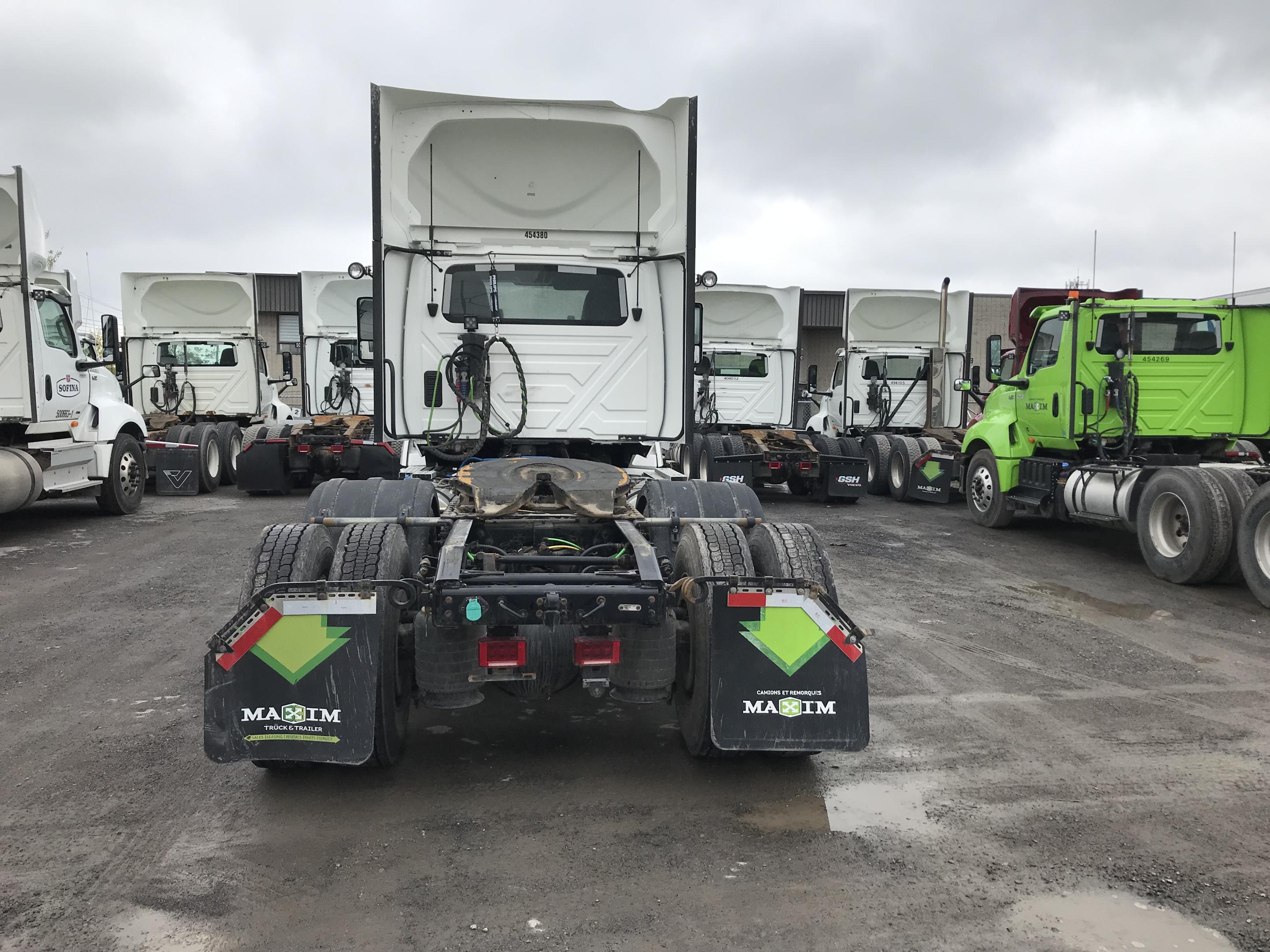 2025 International LT625 6x4 Day Cab