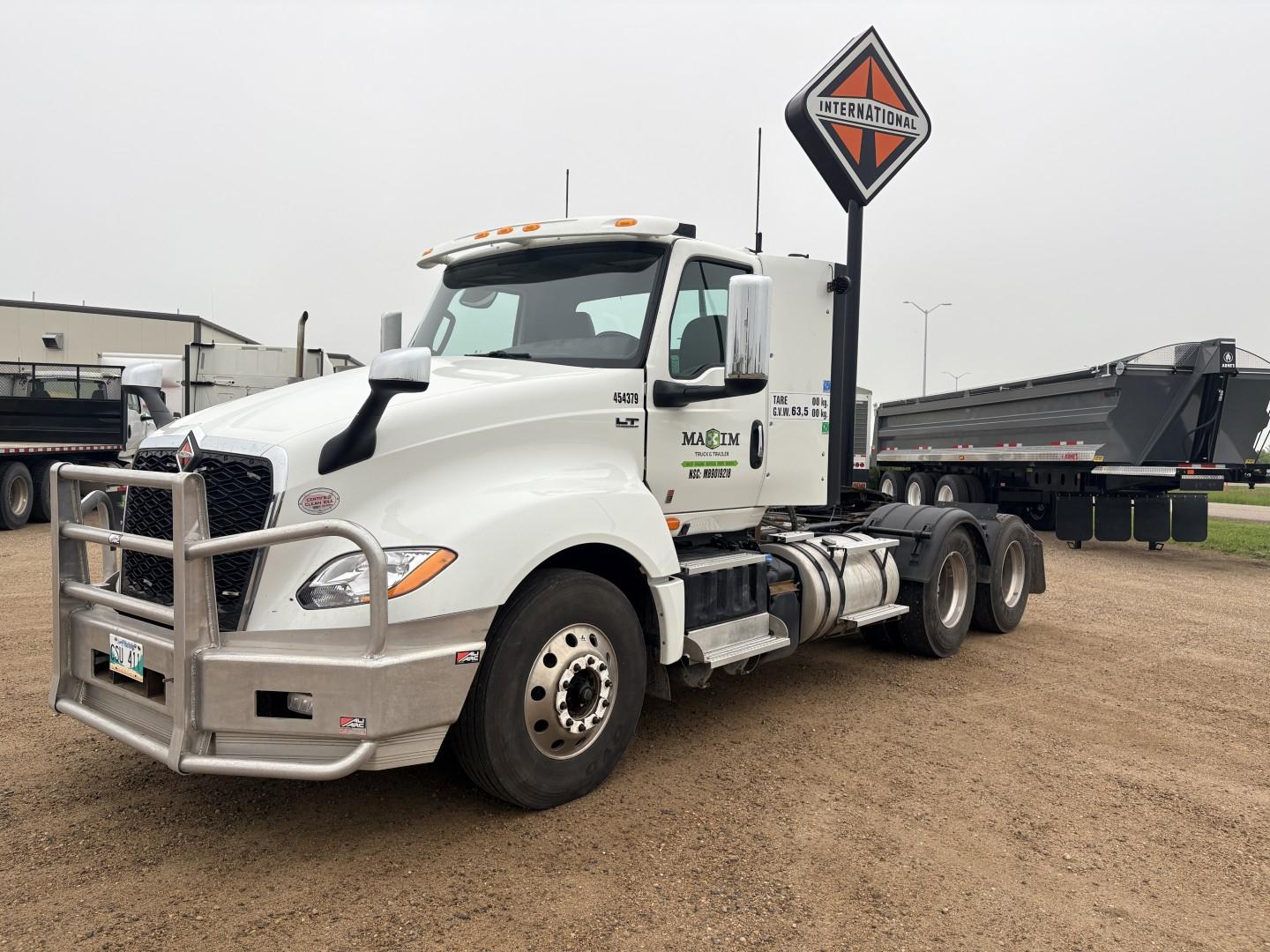 2025 International LT625 6x4 Day Cab