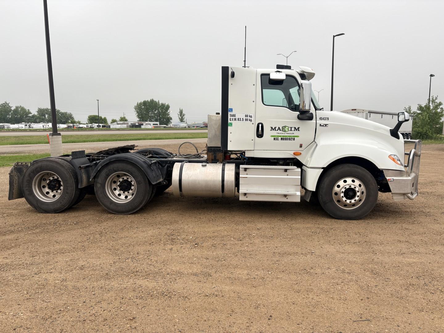 2025 International LT625 6x4 Day Cab