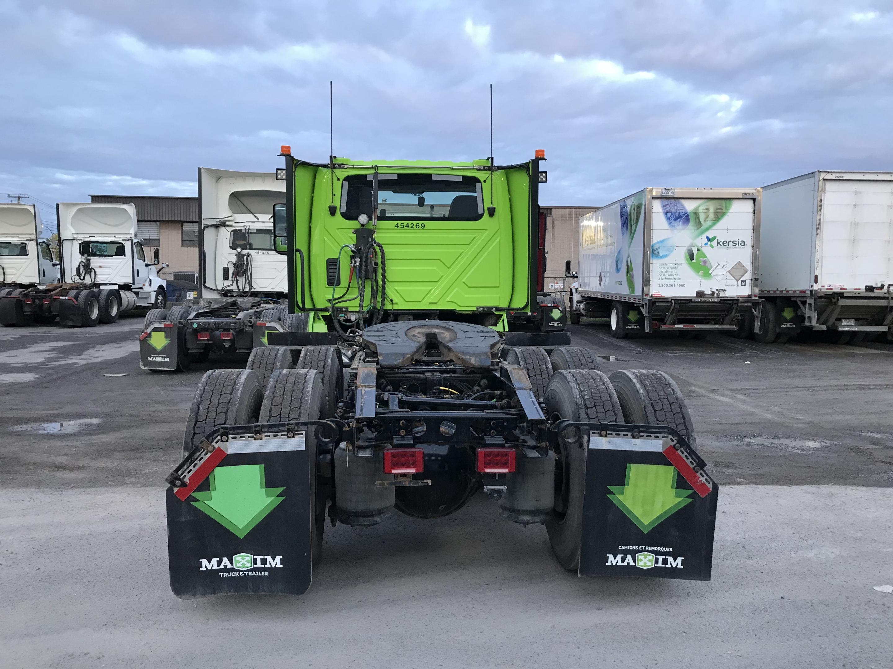 2025 International LT625 6X4 Daycab