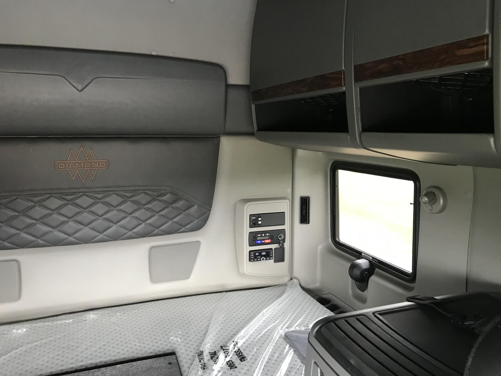 2026 International HX520 6X4