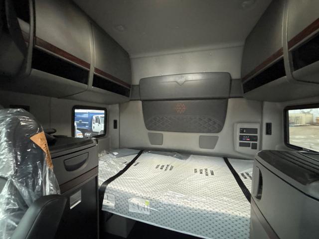 2026 International HX520 6X4