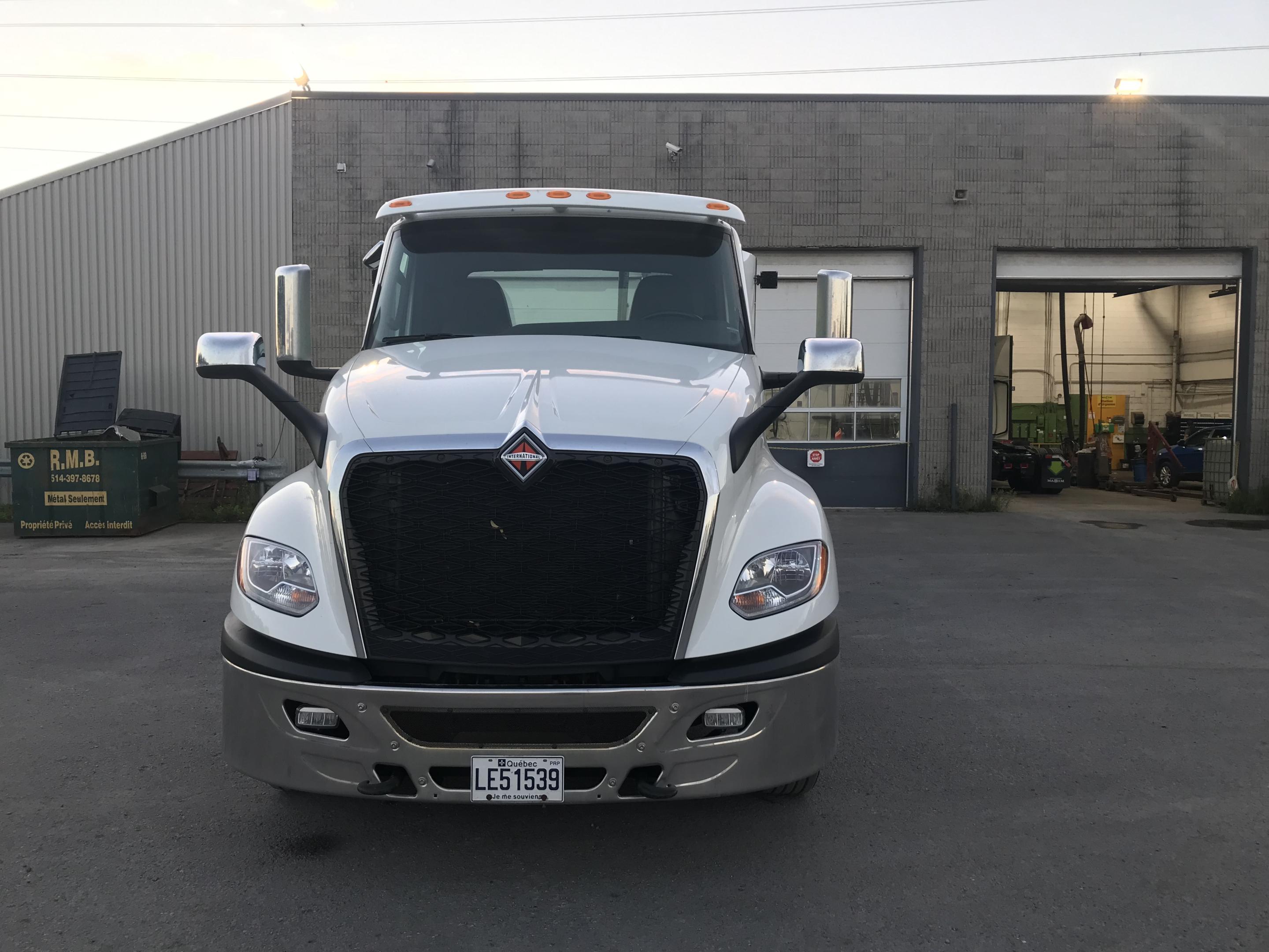 2026 International LT625 Daycab