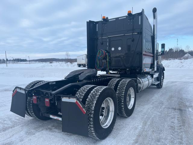 2027 International HX520 6X4