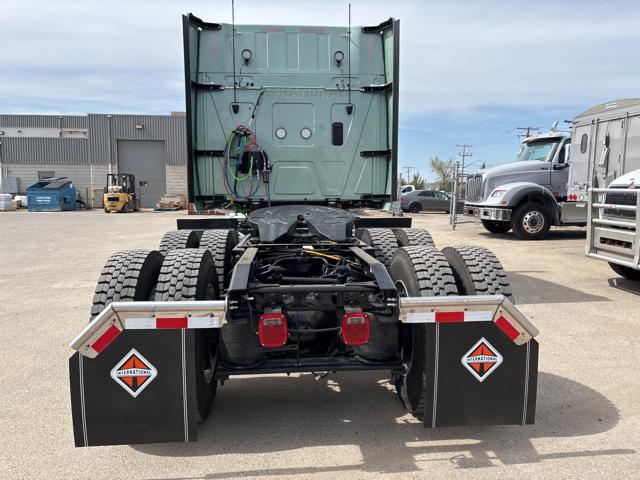 2027 International HX520 6X4