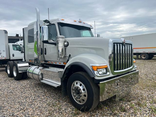 2027 International HX520 6X4