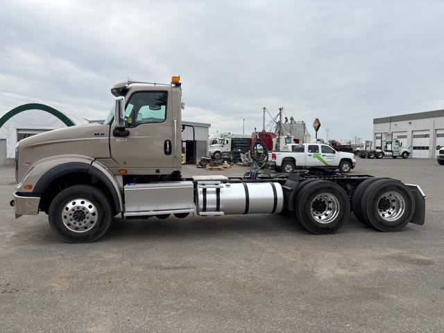 2027 International HX620 6x4