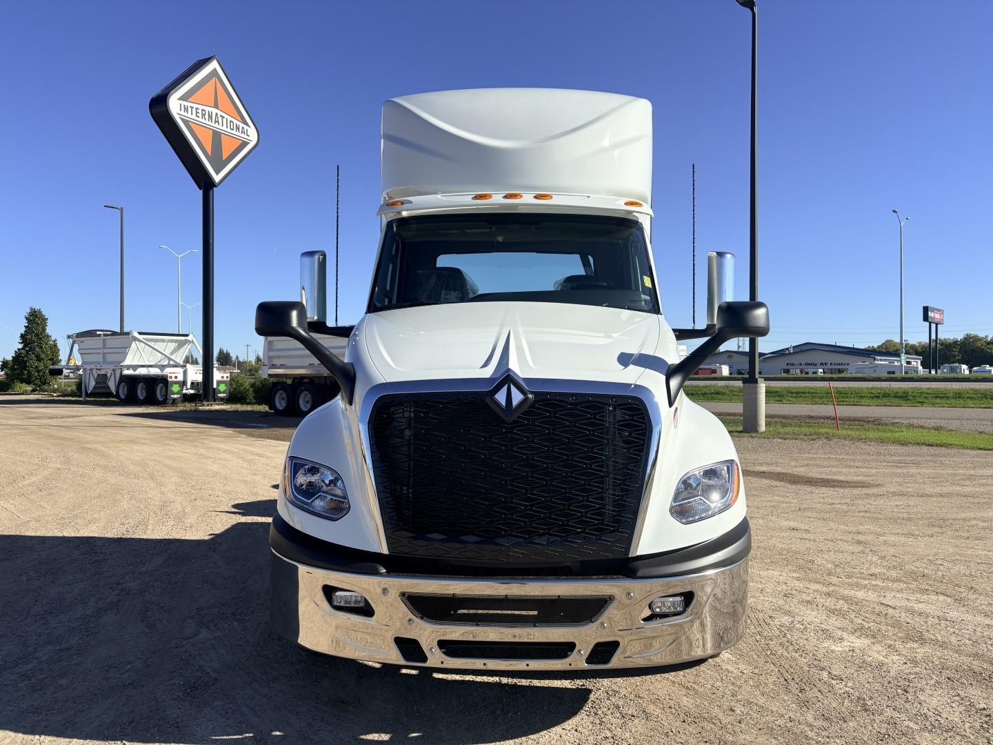 2027 International LT625 6X4
