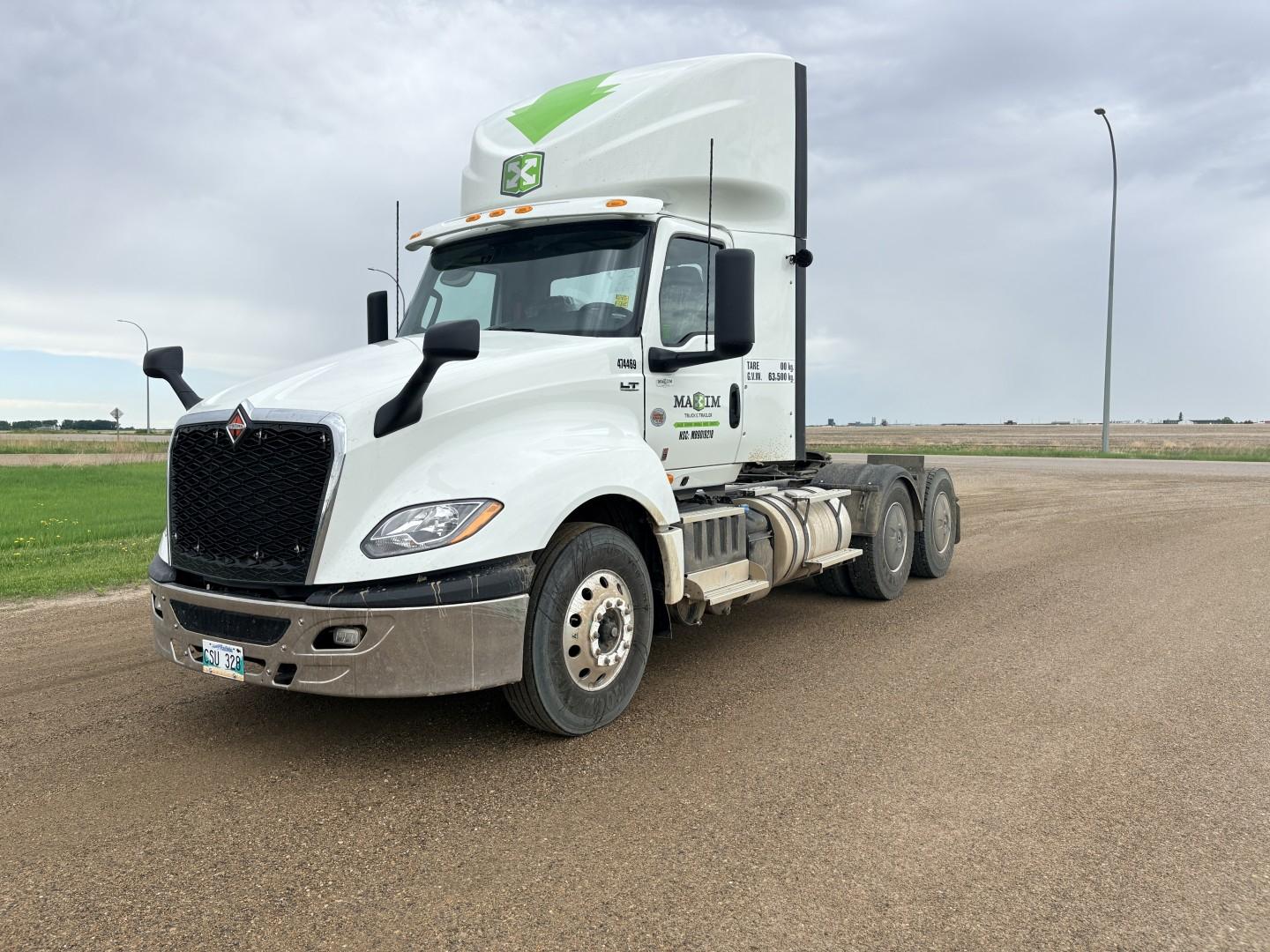 2027 International LT625 Daycab