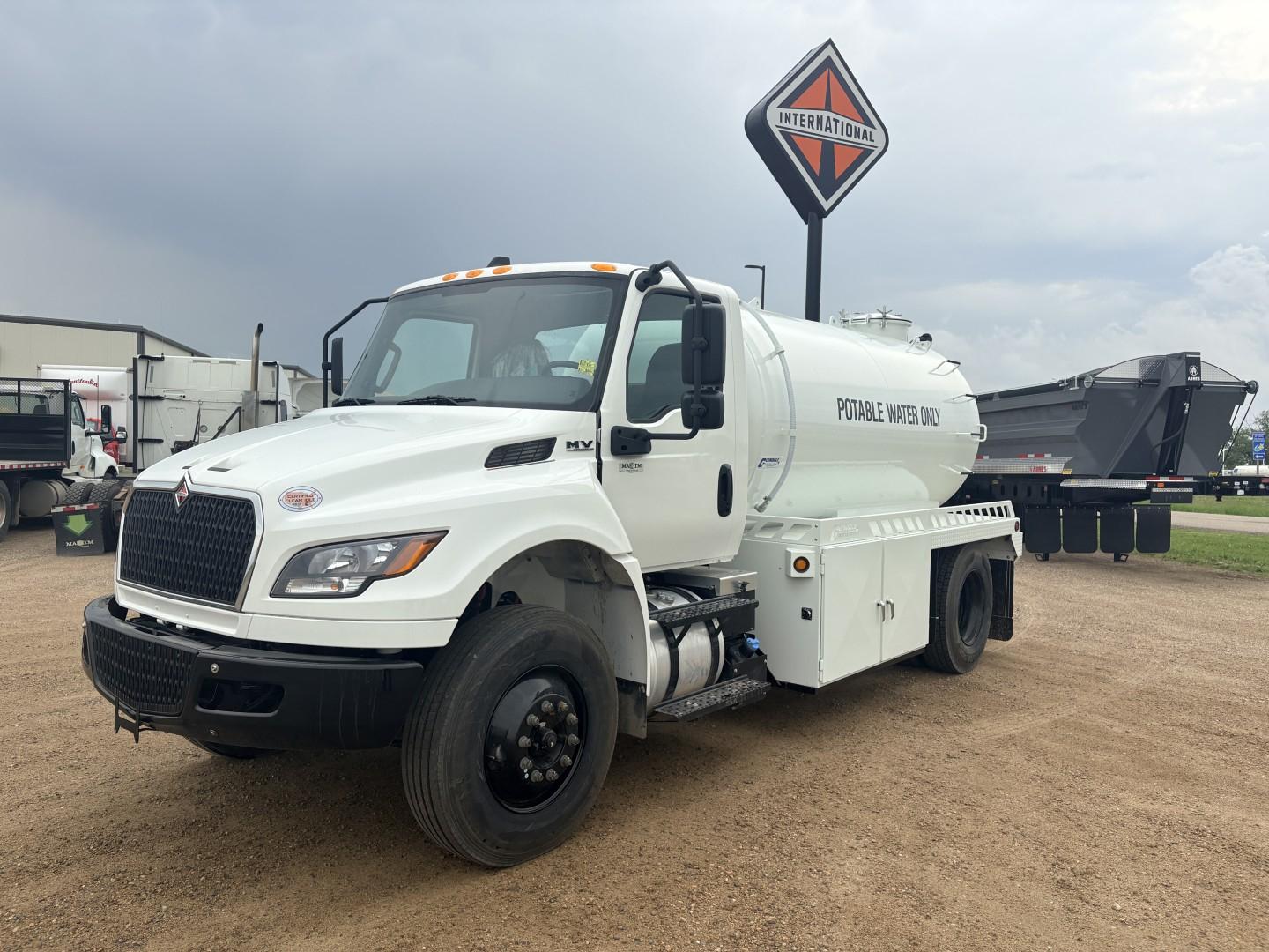 2027 International MV607 4x2