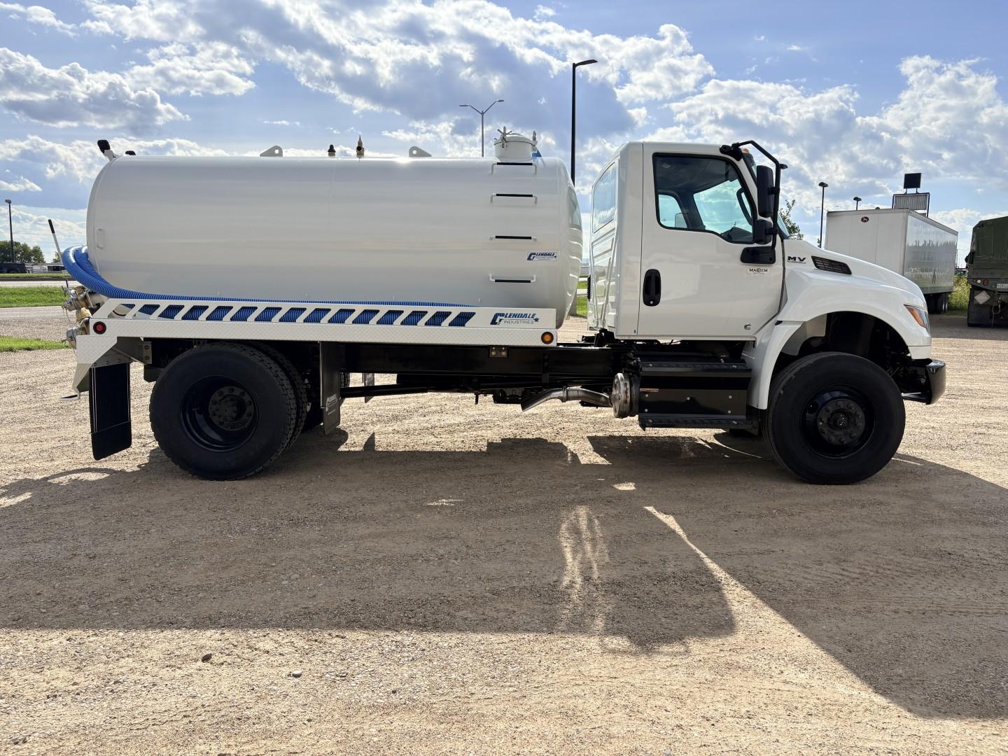 2027 International MV607 4x2