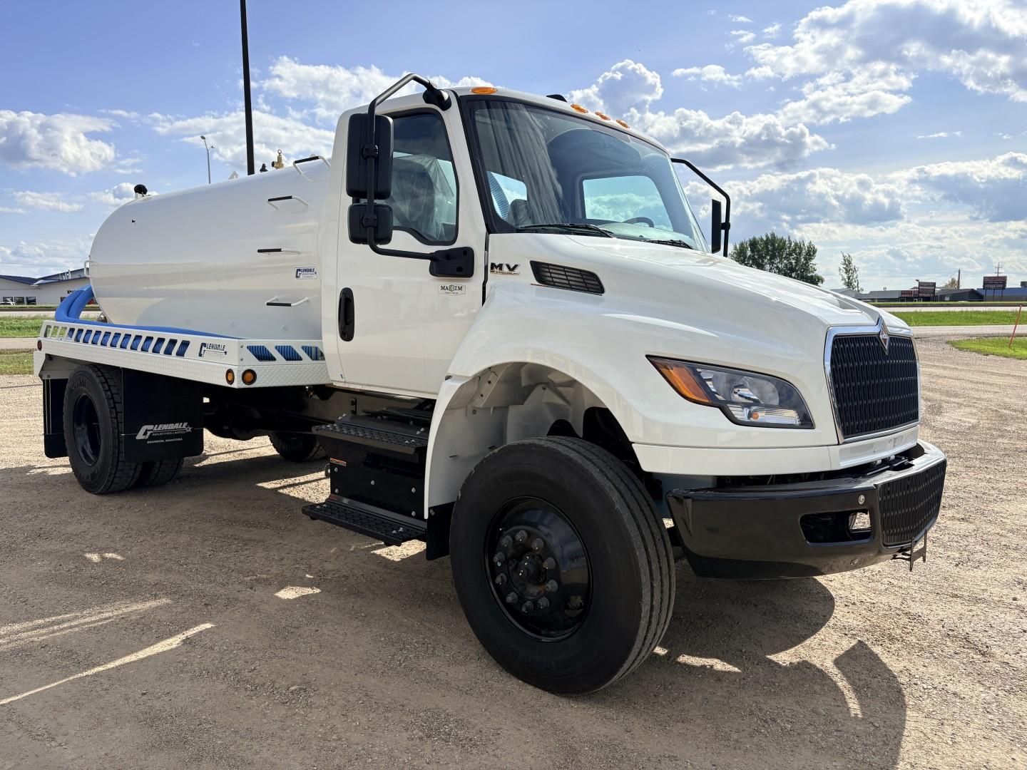2027 International MV607 4x2