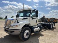 2017 International 8600 6x4