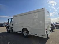2018 International 4300 4x2