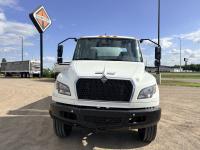 2027 International MV607 4x2 2027 International MV607 4x2