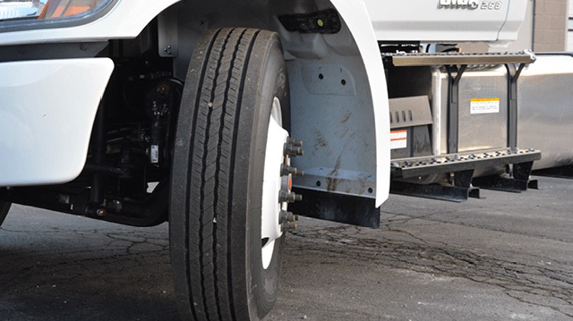 Photo of a Hino 268A Truck Wheel