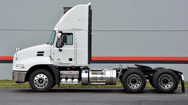 Photo of a Mack Pinnacle Truck