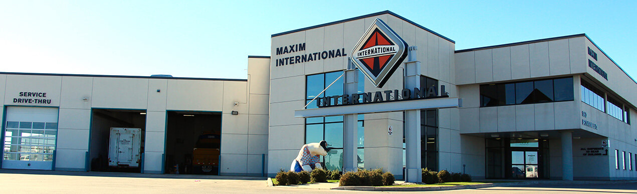 Maxim Truck and Trailer in Winnipeg, Manitoba